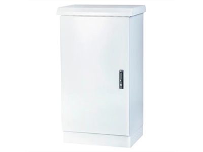 FORMRACK 20U 600x450 IP66 kültéri rack szekrény 100 mm lábazattal